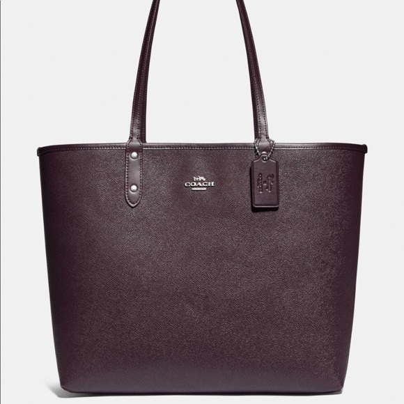 Disney X Coach Reversible City Tote Snow White - Picture 2 of 4